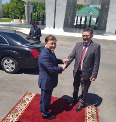20 May 2019 National Assembly Deputy Speaker Veroljub Arsic with the Speaker of the Parliament of the Kyrgyz Republic Dastanbek Dzhumabekov
